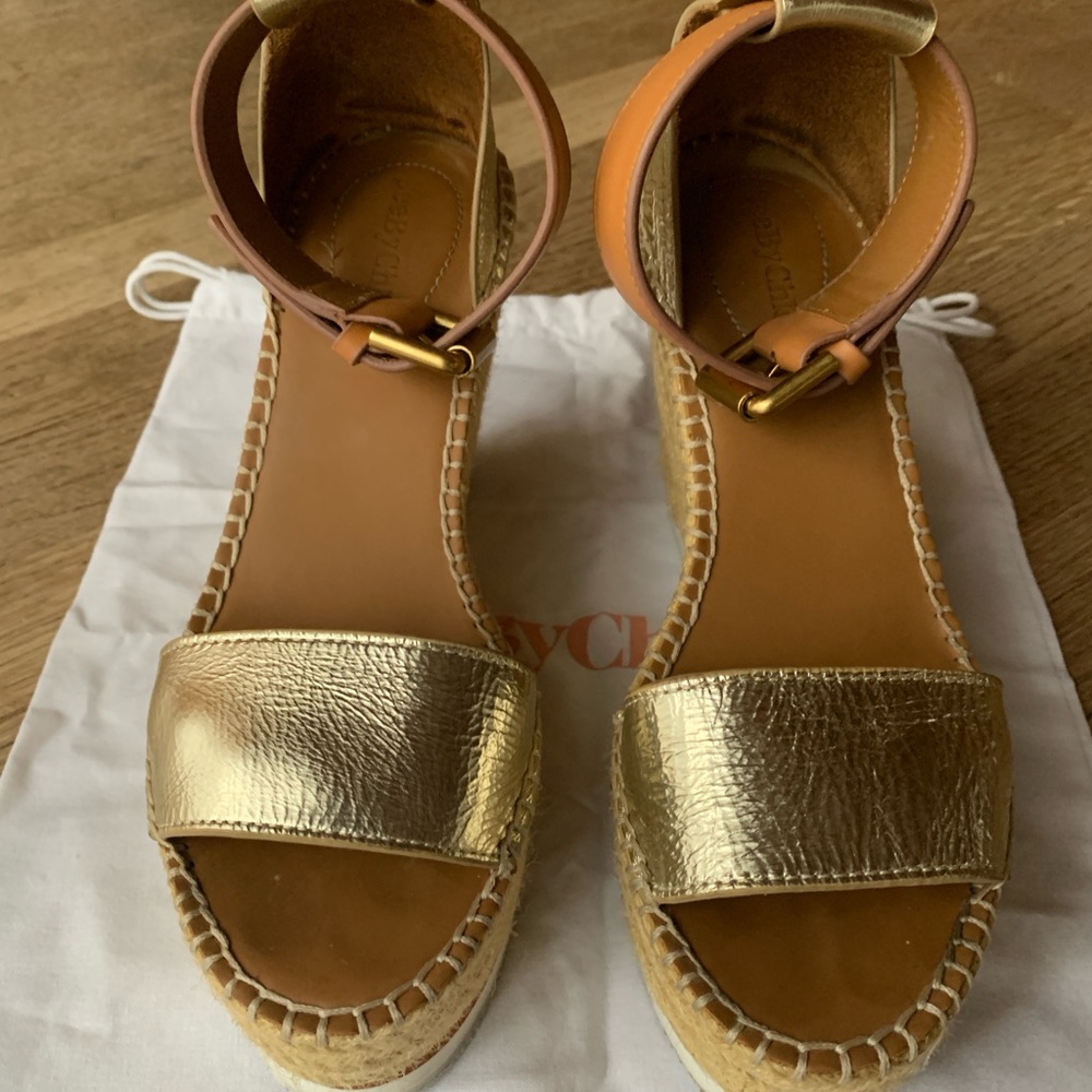 See by Chloe Glyn Wedge sz 37